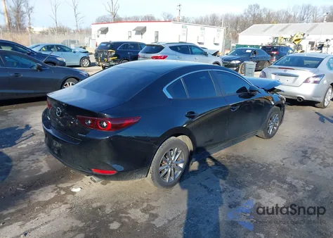 2024 Mazda Mazda3 2.5 S z USA, uszkodzony, nr VIN 3MZBPAAM0RM405312